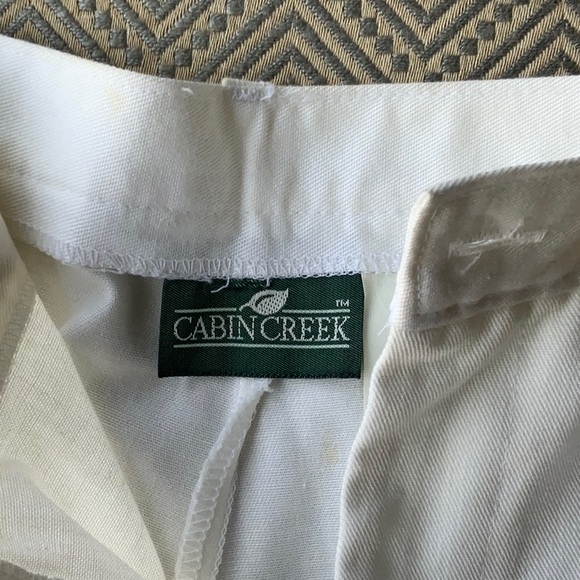 LADIES WHITE SHORTS CABINET CREEK SIZE 14 - Picture 4 of 6